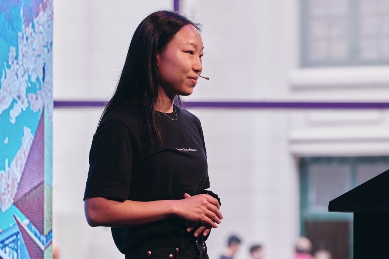 Monica Zeng